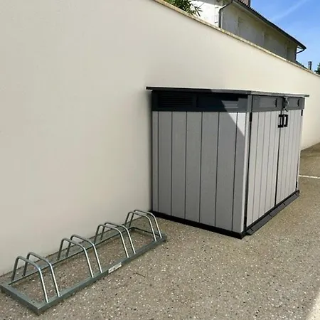 Apartment Avec Terrasse, 2 Chambres, Proche - 4 Pers - Fr-1-494-198 Royan