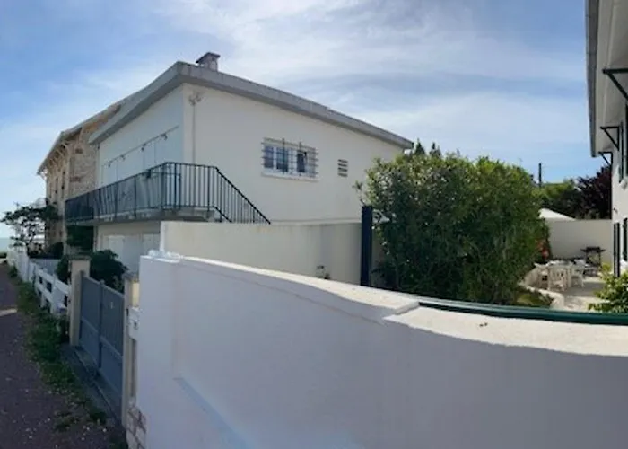 Avec Terrasse, 2 Chambres, Proche - 4 Pers - Fr-1-494-198 로양